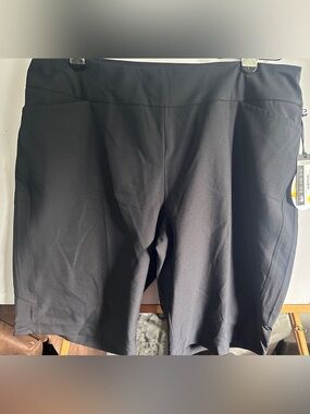 Tail Black Mid-Rise Bike Shorts